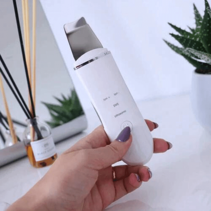 Ultrasonic Face Scrubber